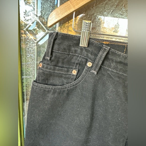 Vintage LEVIS Jeans Men 36x34 Black Denim 90s 560 Loose Fit Tapered Leg USA Made - Picture 2 of 8